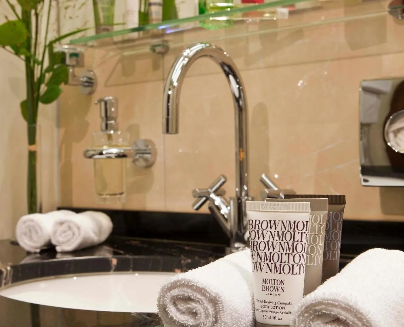 Maximilian Munich Apartments & Hotel