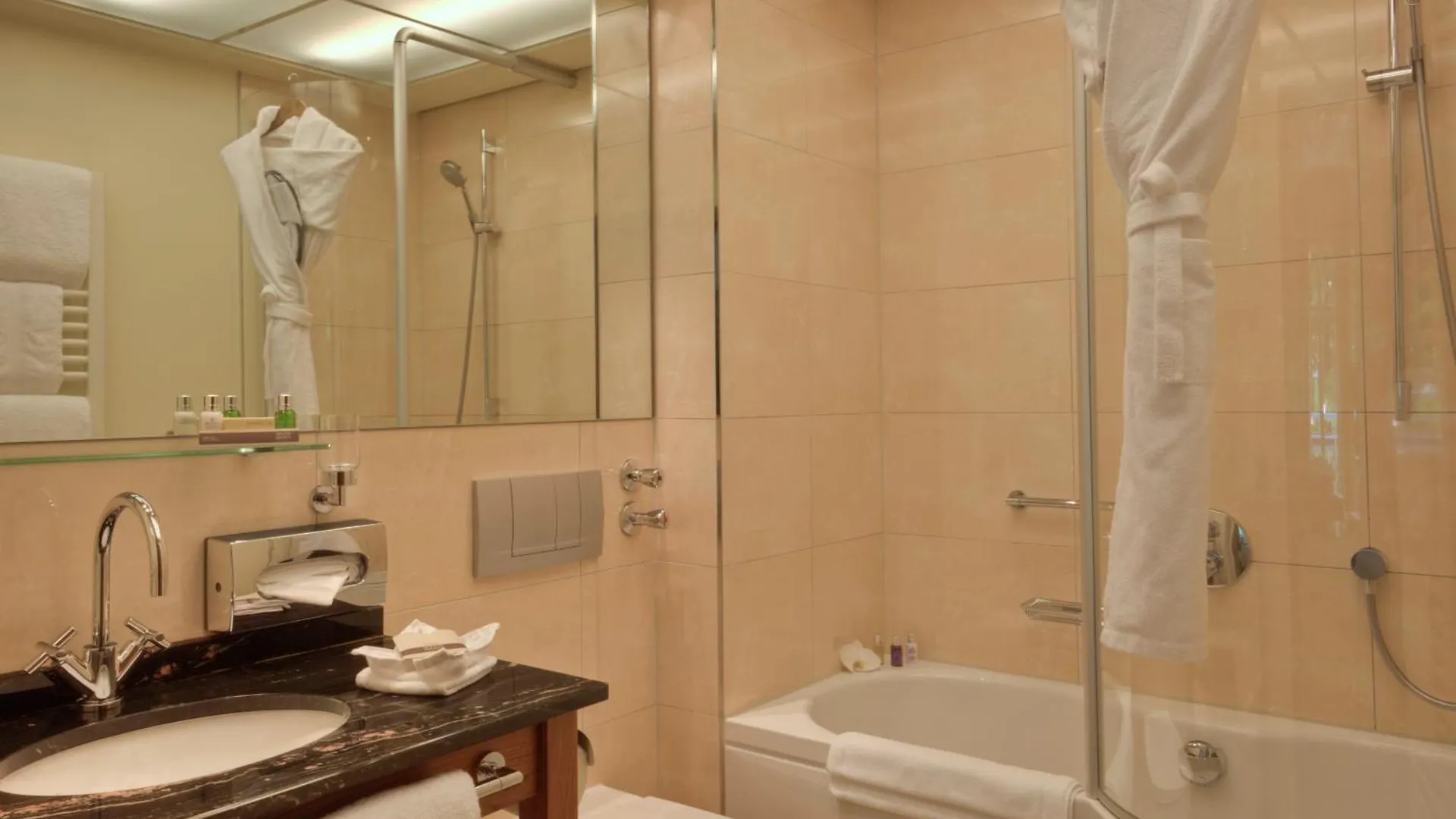 Maximilian Munich Apartments & Hotel