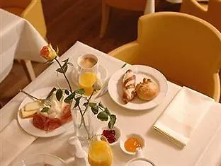 Maximilian Munich Apartments & Hotel 4*,